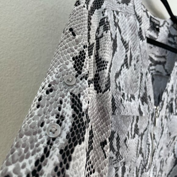 Express Womens Medium Snake Print Zip Front Blouse Roll Tab Sleeve Shirt - Picture 5 of 6